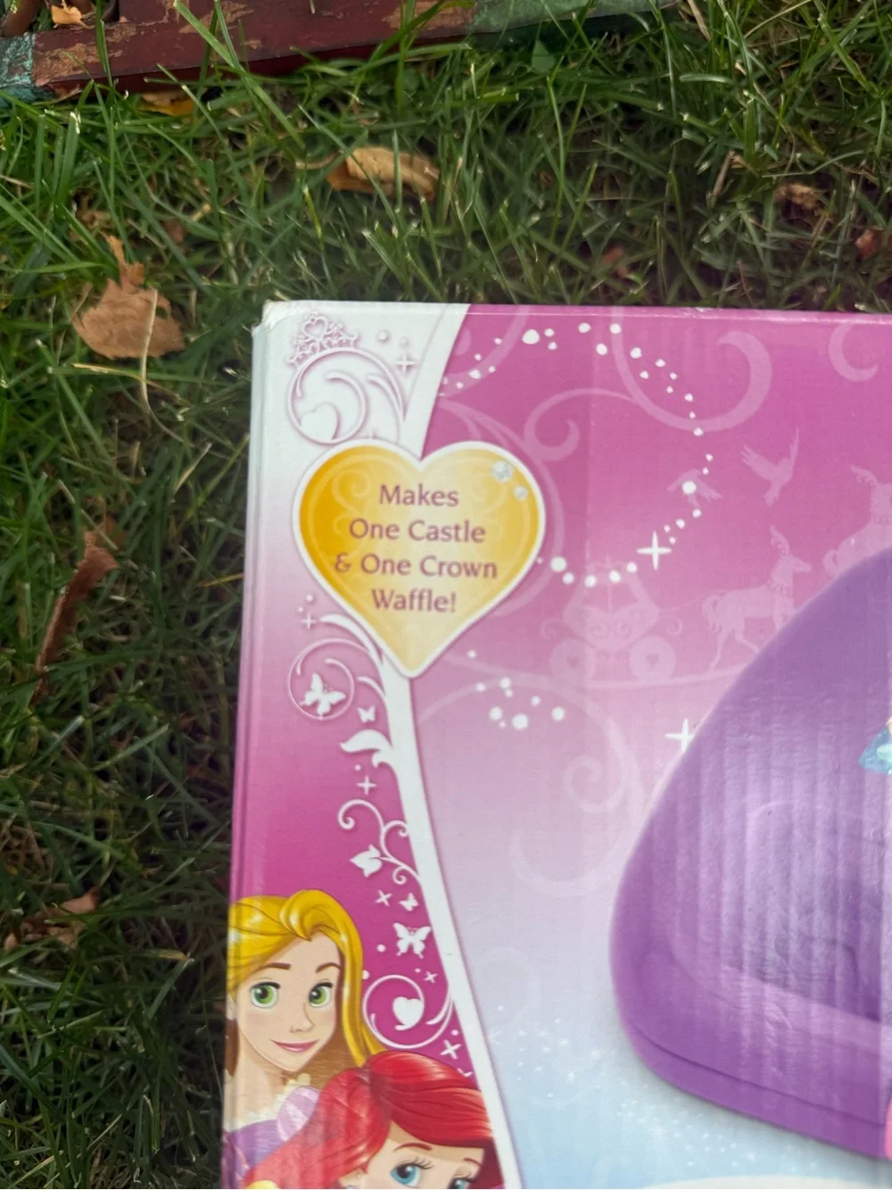 Disney Princess Waffle maker NEW IN BOX! Free gift!